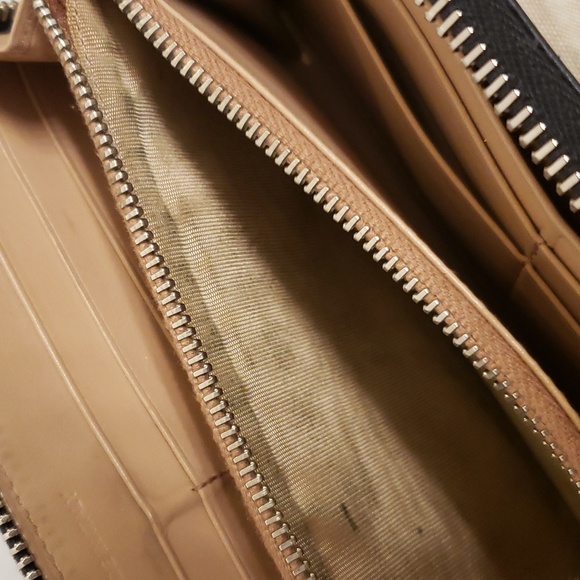 Prada wallet - Picture 10 of 12